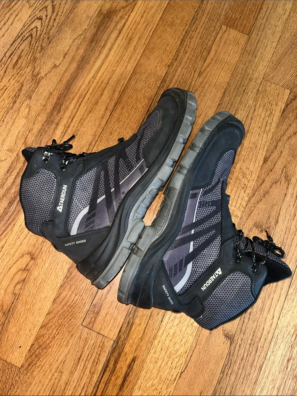 Taerdun Men's Black and Gray Lightweight Safety Boot sz 13